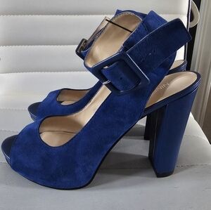 Nine West Blue Suede Shoes In Size 8.5